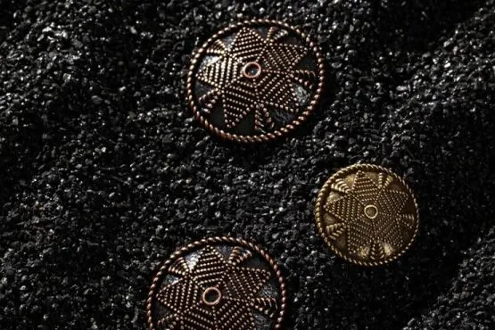 custom‑metal‑buttons.jpg