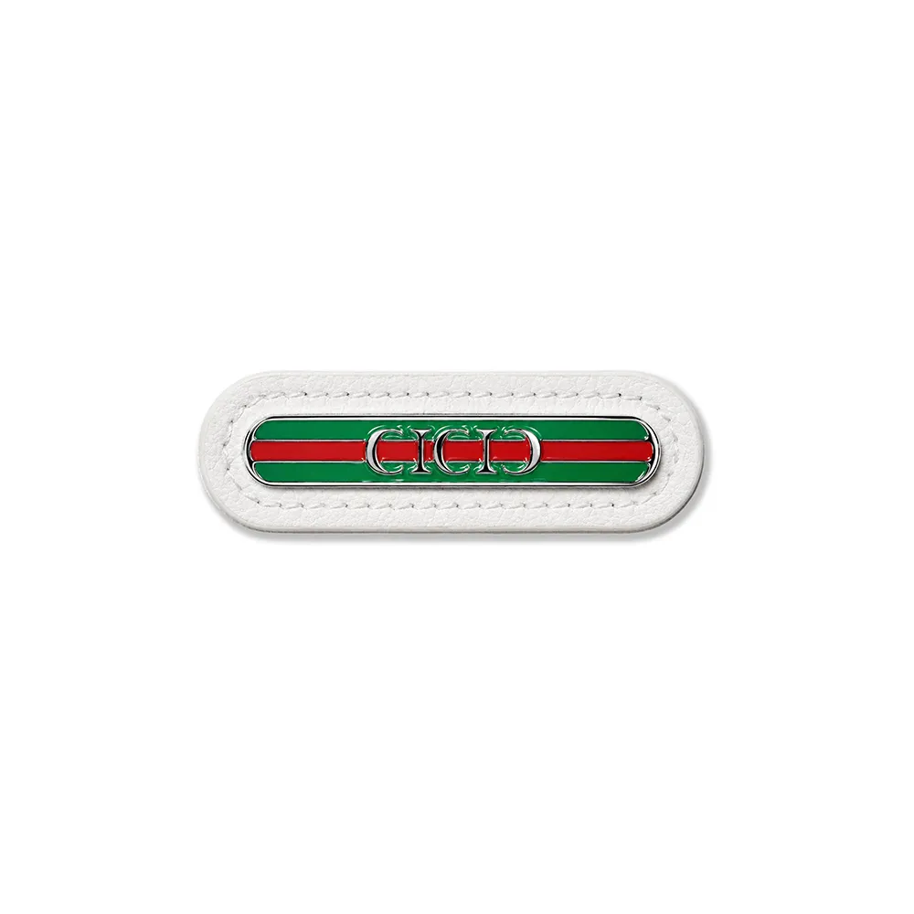custom‑garment‑metal-leather-labels-58.jpg